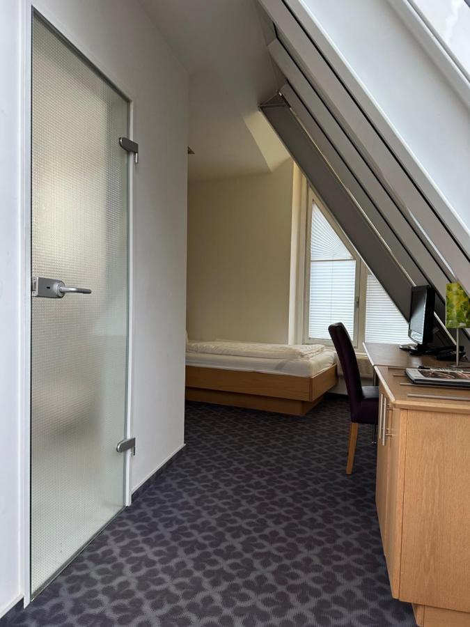 Hotel Burg Kerpen Illingen  ห้อง รูปภาพ
